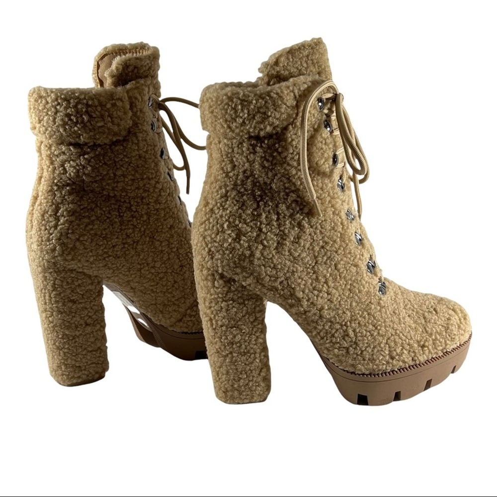 AZALEA WANG Fleece Combat Boots Beige lace up Lug Sole NEW WITH BOX 8.5 - Picture 12 of 14